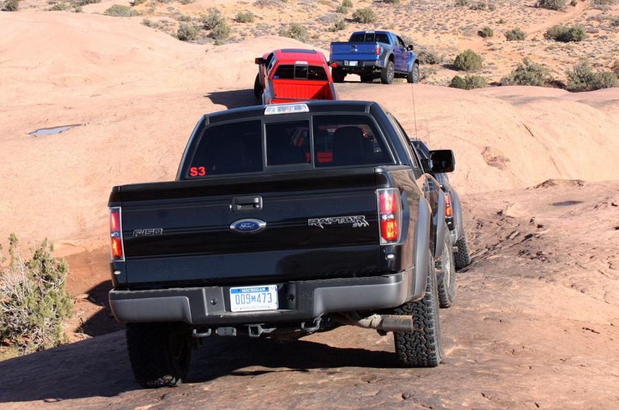  Ford F-150 SVT Raptor 2012 года  (фото 22 из 56)